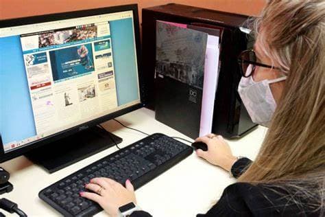 Se infringe el debido proceso si el tribunal no envía link de conexión a la parte cuya comparecencia telemática estaba autorizada.