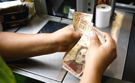 Arresto nocturno se deja sin efecto por cambio en las facultades económicas del deudor de compensación económica.