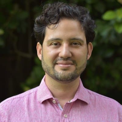 Rodrigo Bustos, director ejecutivo de Amnistía Internacional Chile: “Los medios de comunicación todavía no son lo cuestionadores que debiesen ser de lo que fue la dictadura y la violación a los derechos humanos”