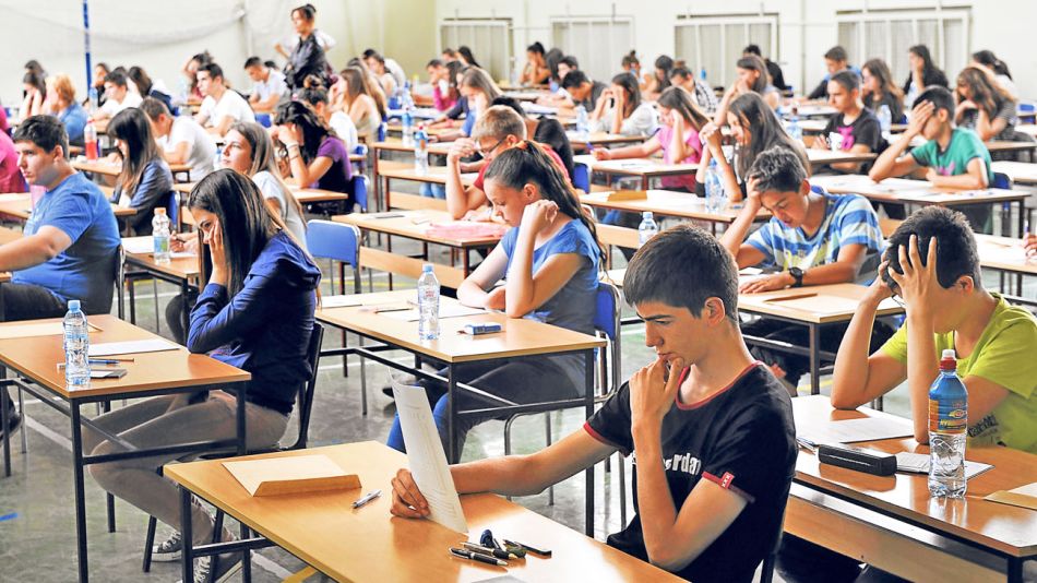 Superintendencia de Educación Superior debe modificar o aclarar circular que interpreta la ley de acoso sexual, violencia y discriminación de genero en la educación superior.