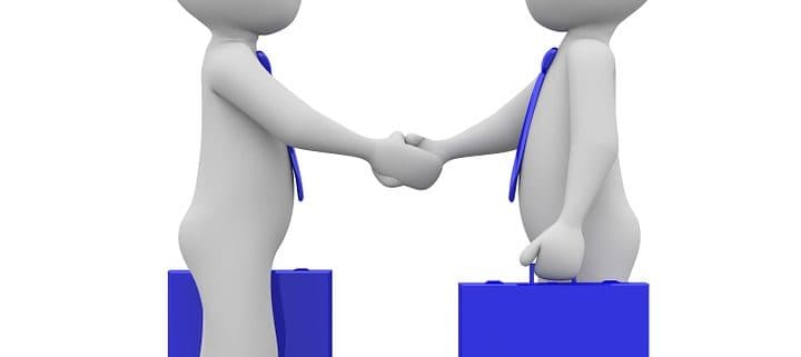 Las bases administrativas y técnicas regulan la licitación pública y junto a las normas legales y reglamentarias configuran el estatuto de los derechos y obligaciones que las rigen.