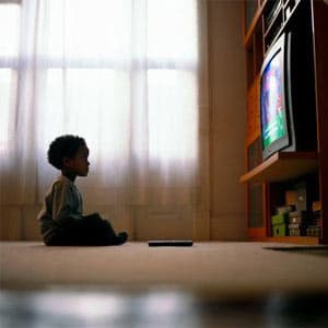 Normas que facultan al CNTV a sancionar con multa a empresas televisivas que trasmitan contenido en horario de protección de menores, se impugna ante el Tribunal Constitucional.