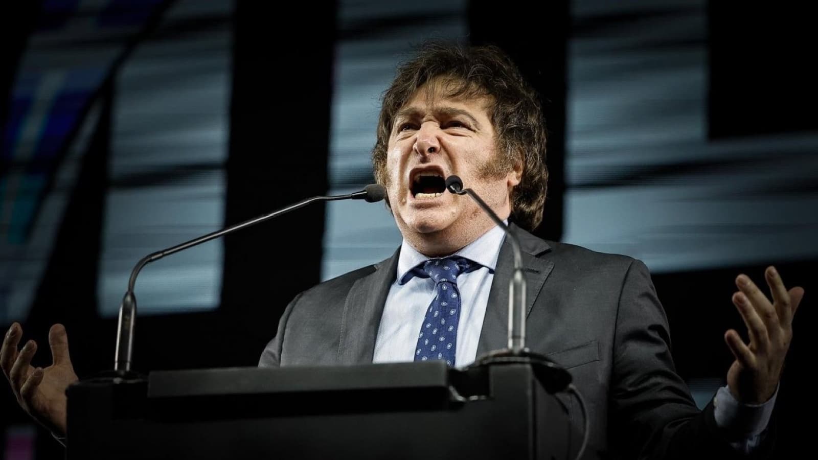 Decreto suscrito por Javier Milei para la reconstrucción de la economía de Argentina se publica en el Boletín Oficial trasandino.