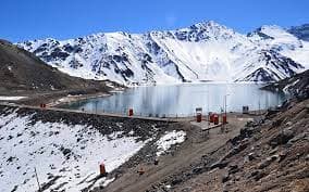 Ley que modifica normas para el desarrollo de proyectos de infraestructura hídrica y desalinización, con el fin de destinar agua al cumplimiento de la función de subsistencia y riego, fue publicada en el Diario Oficial.
