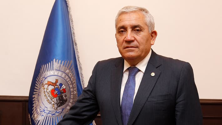 Ex Director de la PDI, Héctor Espinosa, impugna nuevamente norma que le impide apelar el auto de apertura por exclusión de prueba por juez de garantía ante el Tribunal Constitucional.