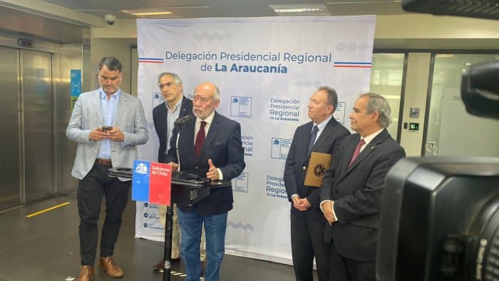 Senadores revisan en terreno medidas en el marco del estado de excepción en la macrozona sur.