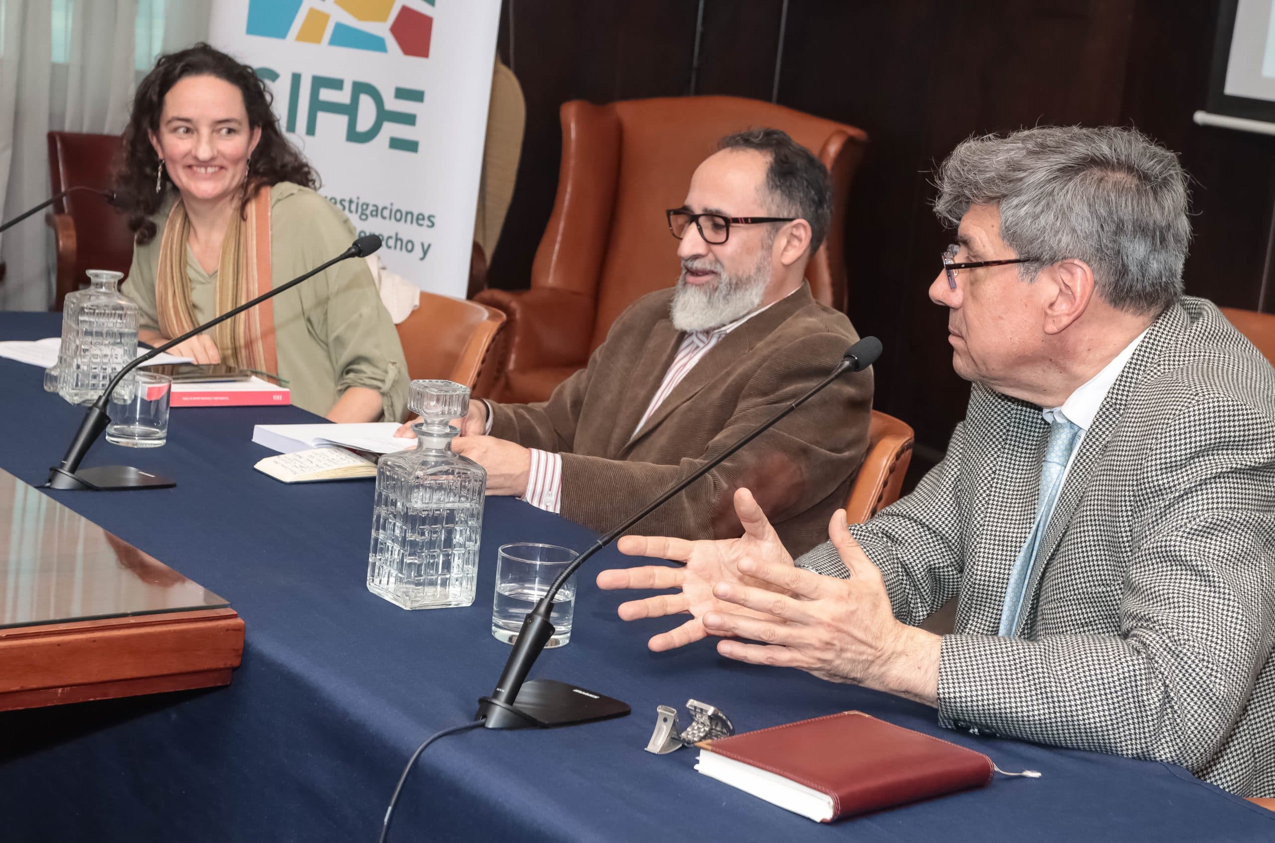 En Escuela de Derecho UV fue presentado libro “Constitución y Derecho Penal en Chile”.