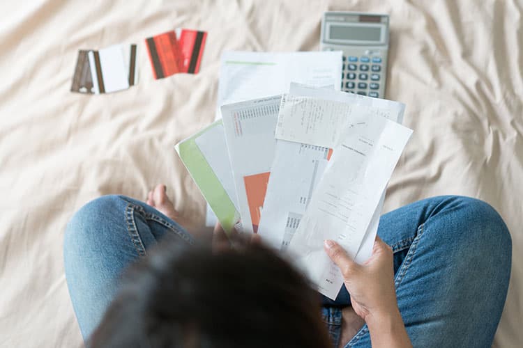 Ley que adopta medidas para combatir el sobreendeudamiento, incorporar medidas destinadas a evitar los llamados “auto-fraudes” bancarios, entre otras enmiendas, fue publicada en el Diario Oficial.