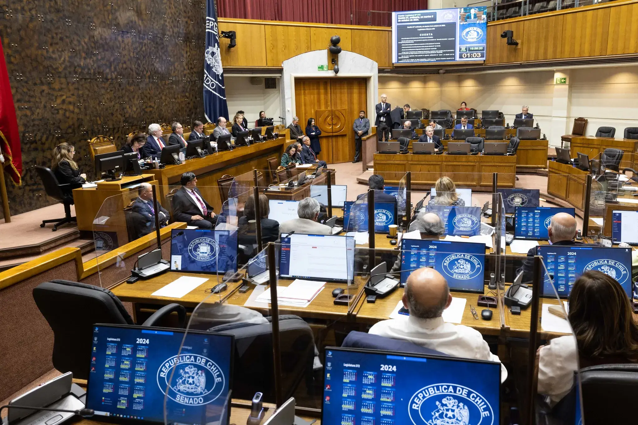 Este miércoles se votan acusaciones constitucionales contra Sergio Muñoz y Ángela Vivanco.