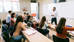 Circular de la Superintendencia de Educación Superior que interpreta la ley de acoso sexual, violencia y discriminación de género en el ambiente académico, no es ilegal.