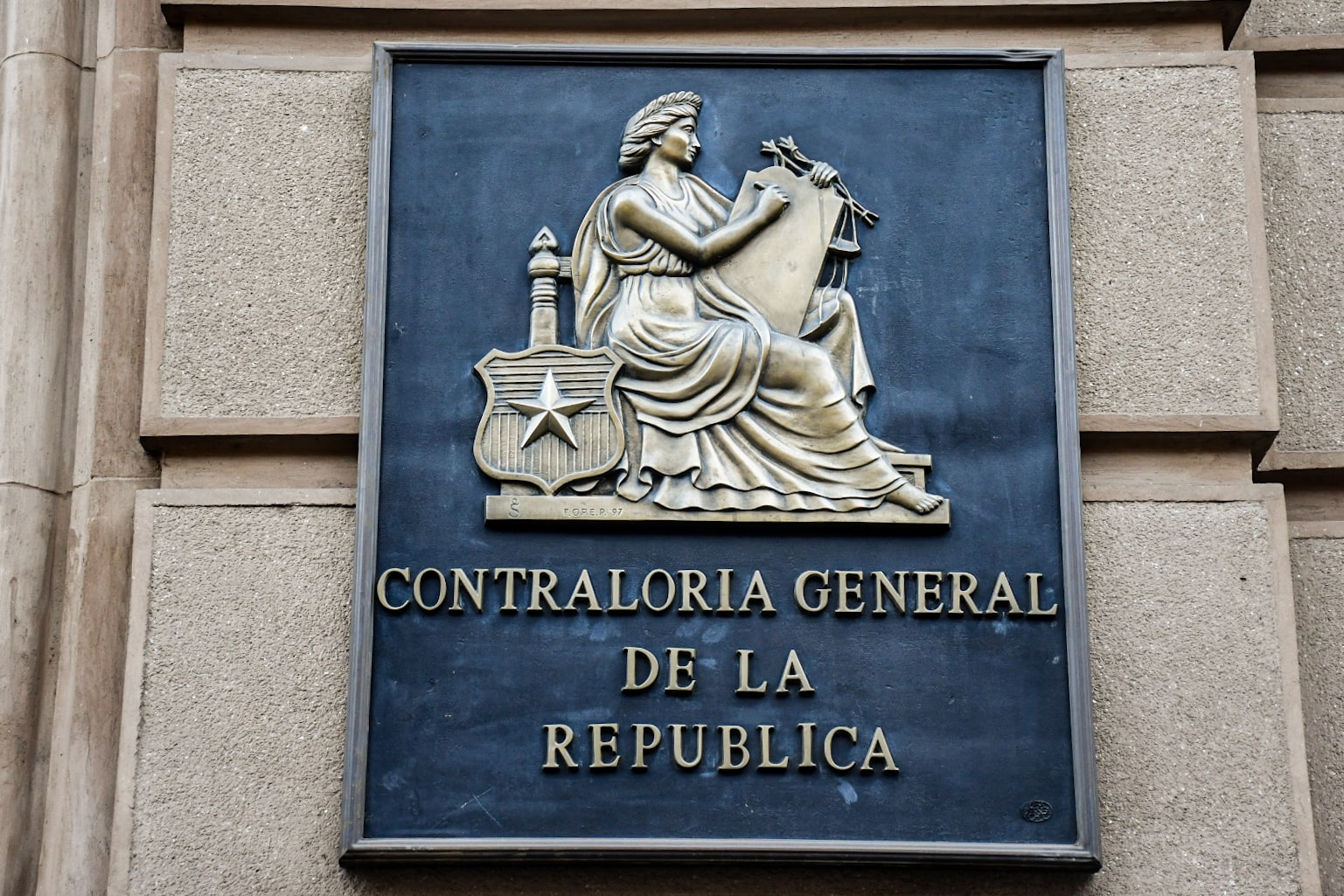 La Tercera.