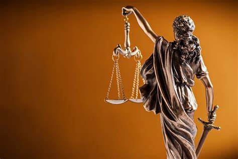 Contraloría General se abstiene de emitir pronunciamiento sobre asunto litigioso en relación a la aplicación de principio de la confianza legítima en materia de contratas.