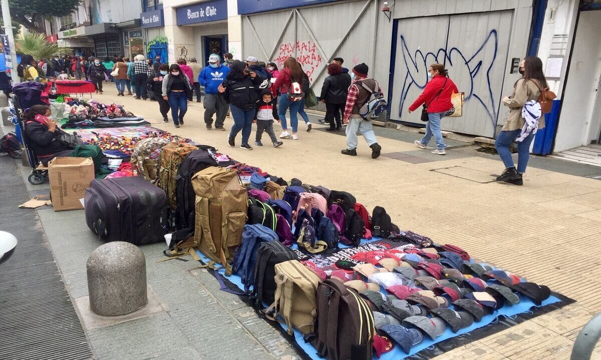 Se ordena controlar comercio ambulante ilegal en Viña del Mar