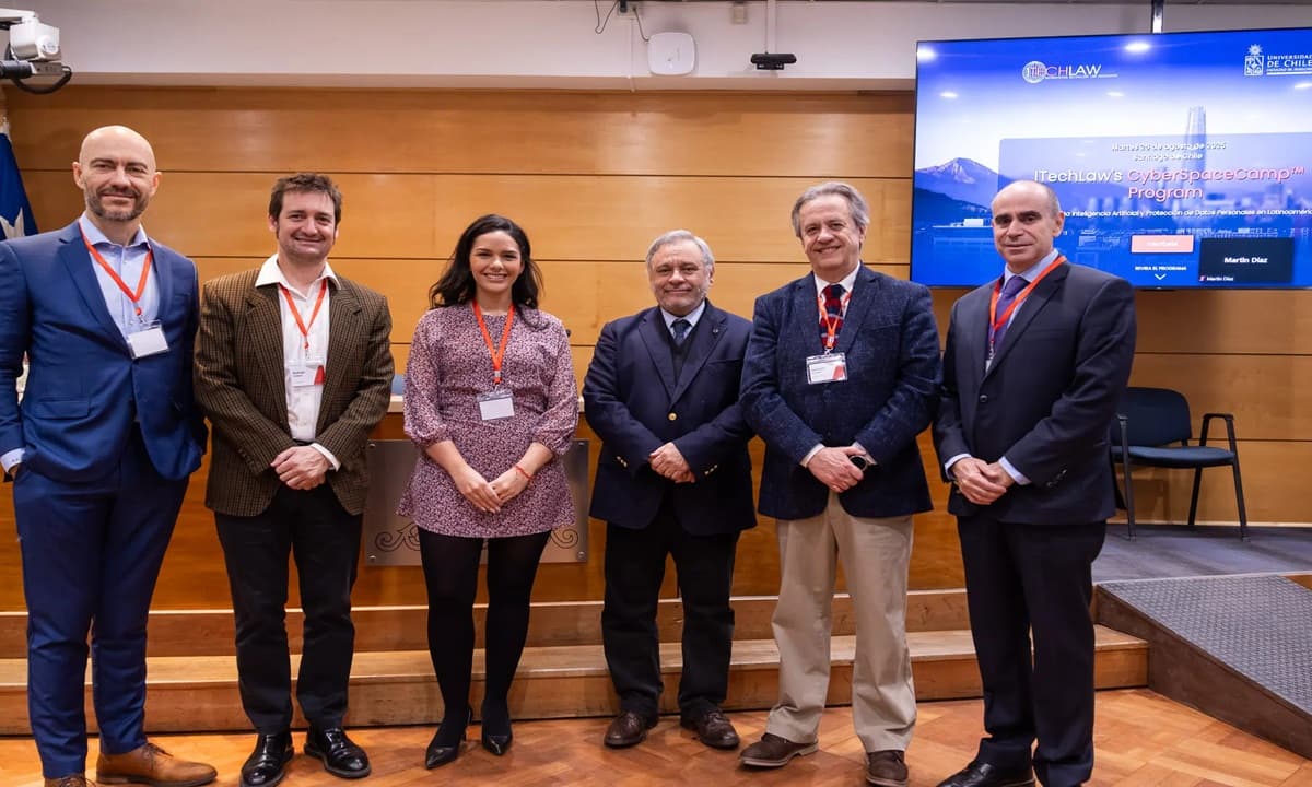 CyberSpaceCamp™ Santiago 2025: Expertos debaten sobre IA y protección de datos en Latinoamérica