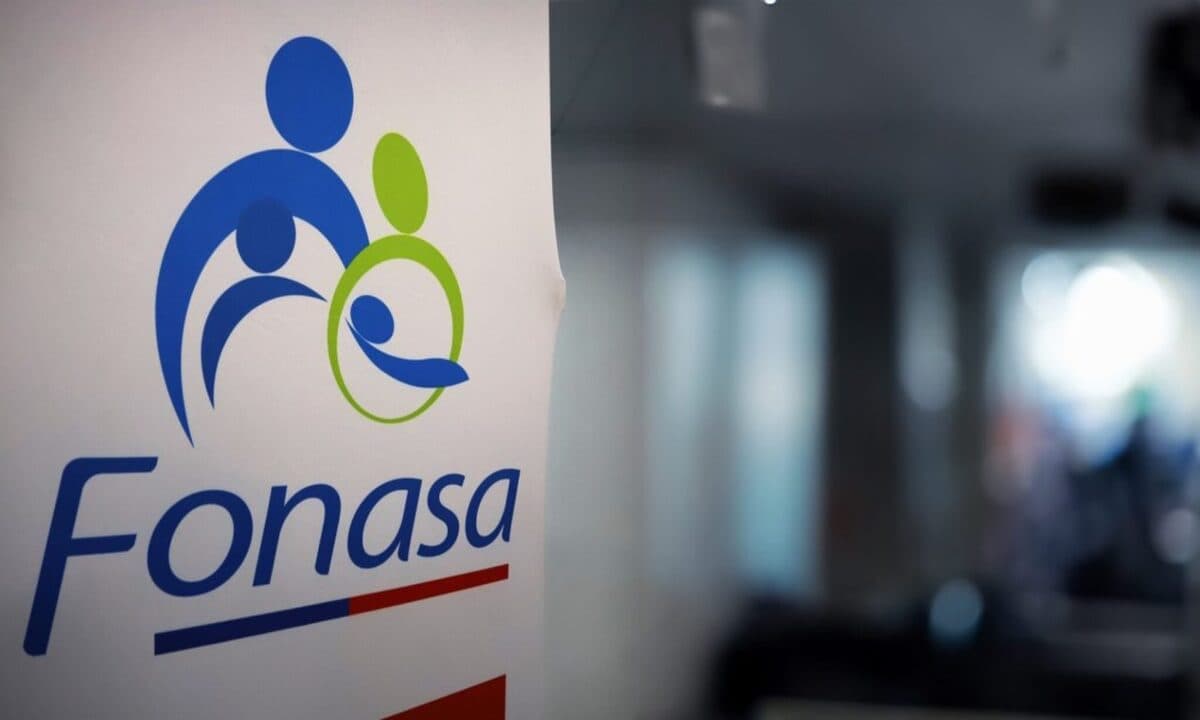 Ministerio de Salud y el Fondo Nacional de Salud deben financiar medicamento de alto costo para niña con cáncer