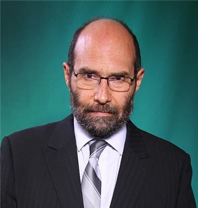 Jorge Ferdman Niedmann: “En mi opinión, en un Estado respetuoso de los derechos fundamentales, no se puede legitimar el que el sistema punitivo mantenga sin modificaciones castigos corporales a individuos que por su deterioro físico o mental no están siquiera en condiciones de comprender lo que ocurre”.