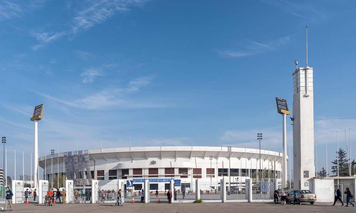 Club Universidad de Chile impugna cobro de derechos municipales por uso del Estadio Nacional