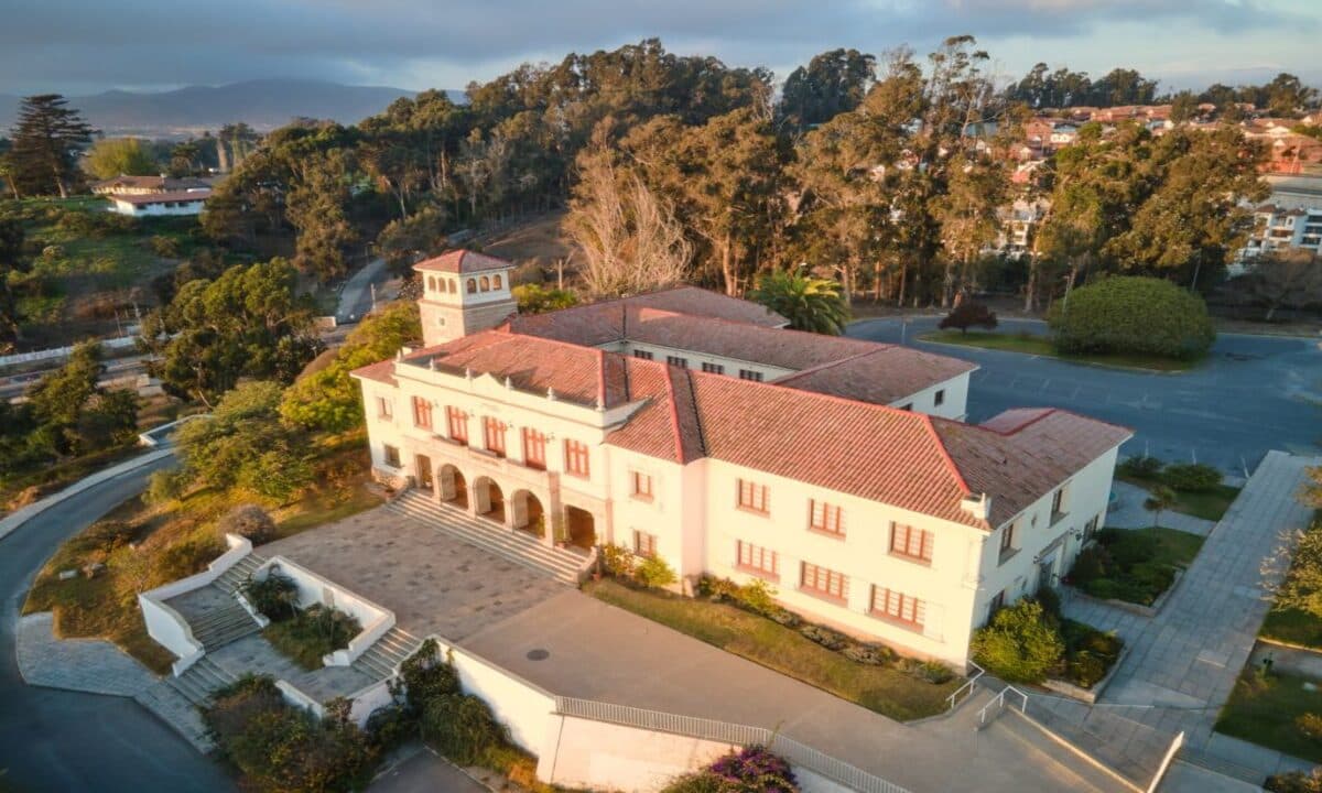Corte Suprema anula sanción universitaria por hechos ocurridos fuera del Campus y sin conexión con actividades universitarias