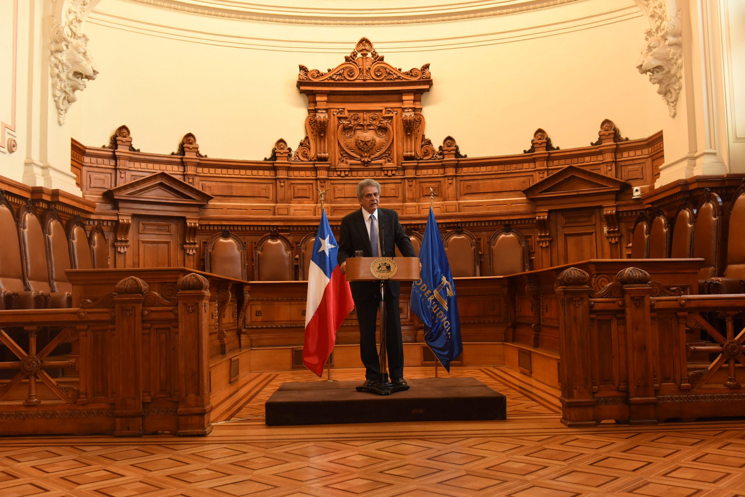 http://colegioabogados.cl/corte-suprema-elige-ministro-haroldo-brito-cruz-presidente-del-maximo-tribunal-bienio-2018-2019/