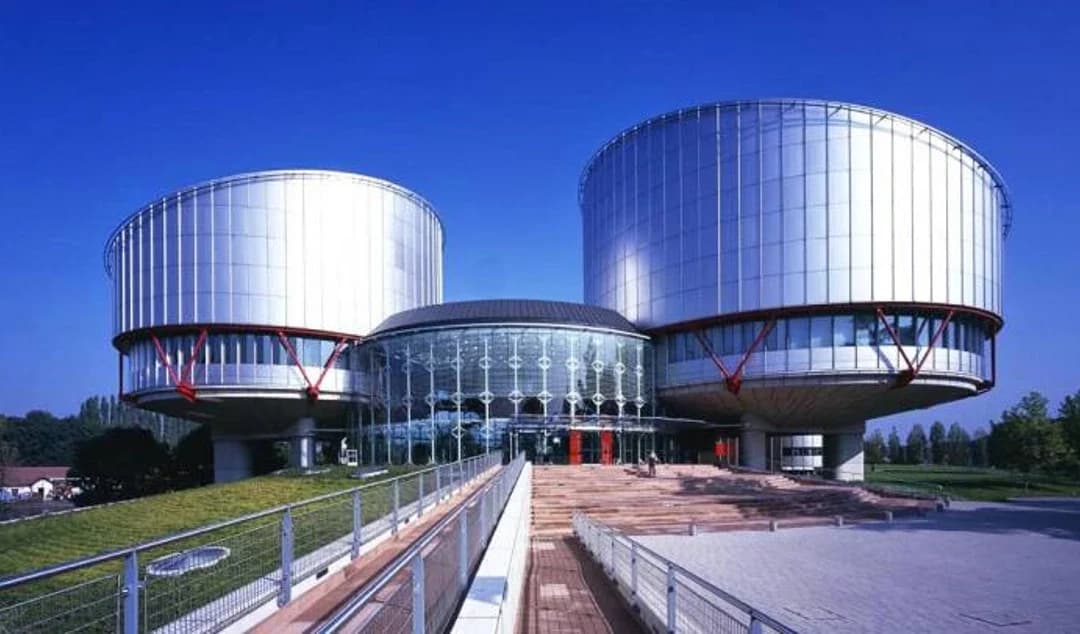 Tribunal Europeo de Derechos Humanos responsabiliza a Rusia por la muerte de Alexéi Navalni
