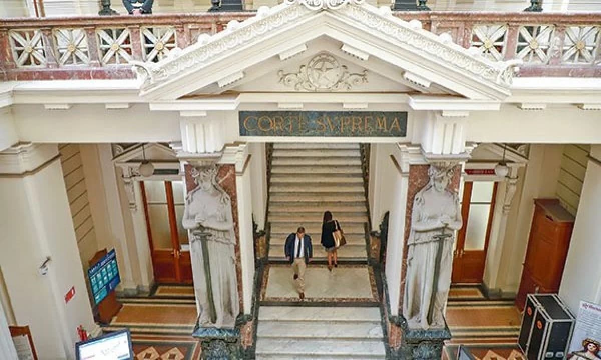 Corte Suprema niega rebaja de condena a interno por delitos sexuales y valida aplicación de ley de manera retroactiva
