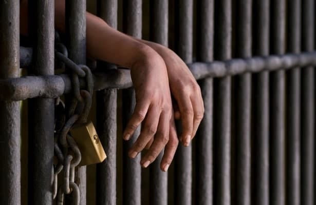 Corte Suprema confirma cumplimiento efectivo de pena por contrato simulado