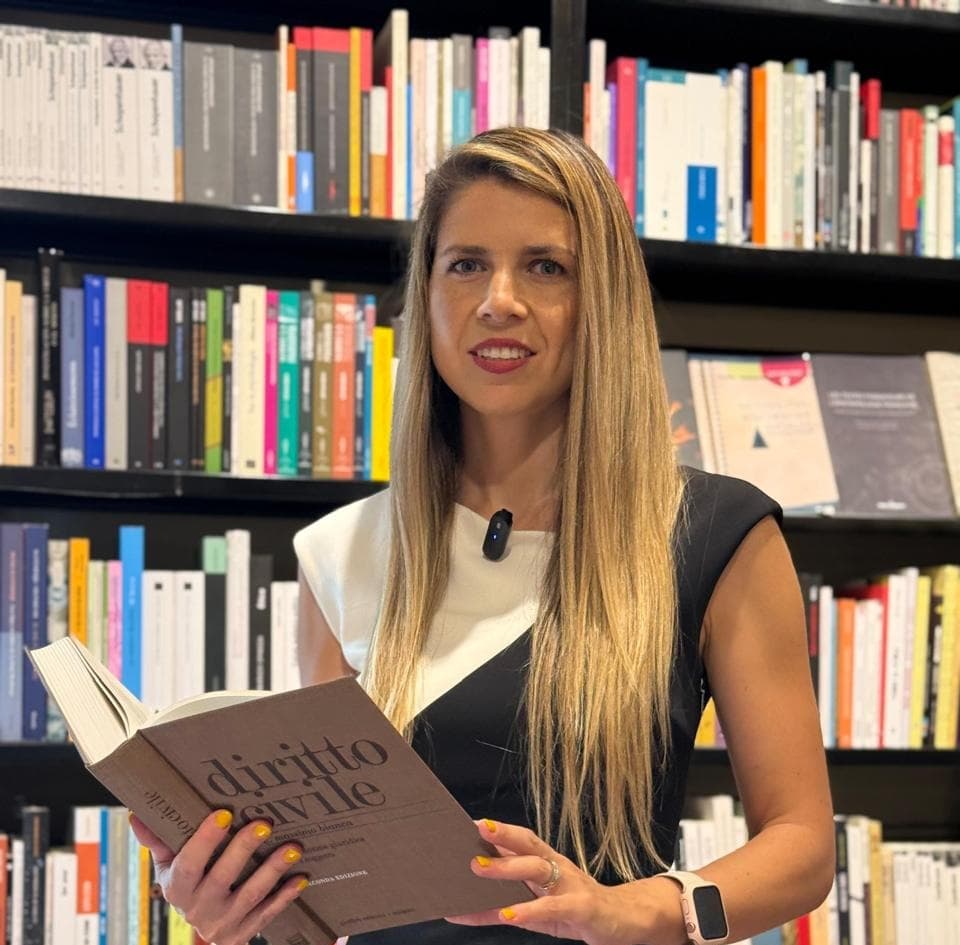Belén Lama Gálvez: “Cada juicio de cuidado personal termina convertido en una batalla por desacreditar al otro progenitor”
