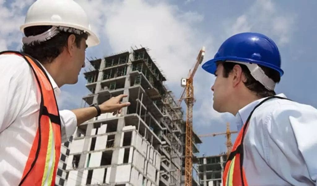 Confirman condena a arquitecto por incumplimientos en obra: fallas en plazos y terminaciones generan indemnización
