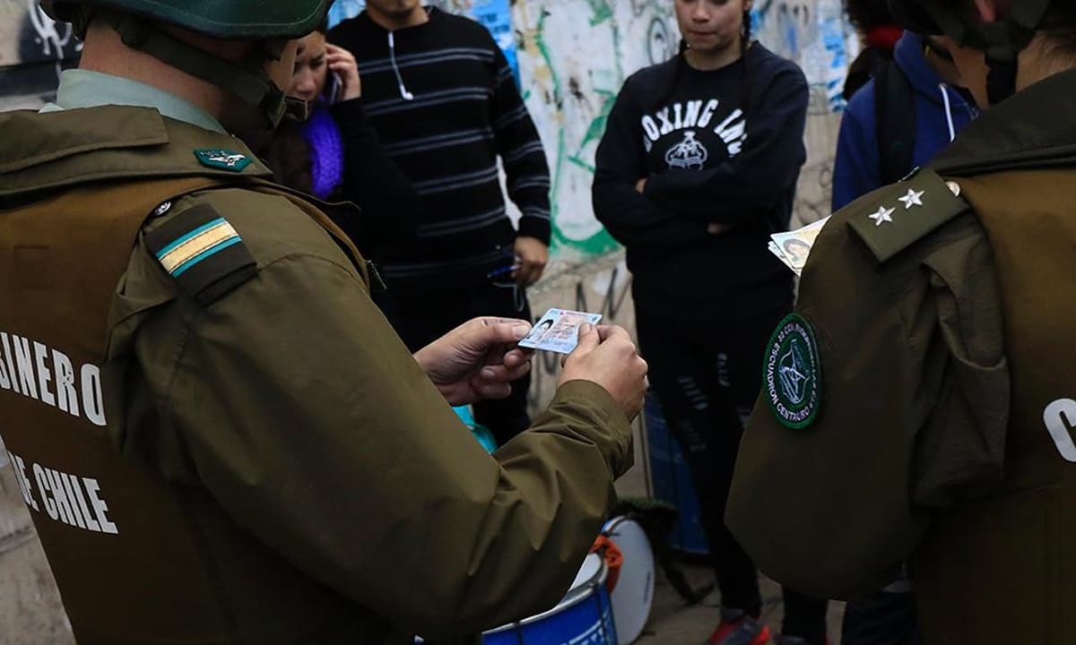 Corte Suprema anula condena por drogas tras declarar ilegal control de identidad