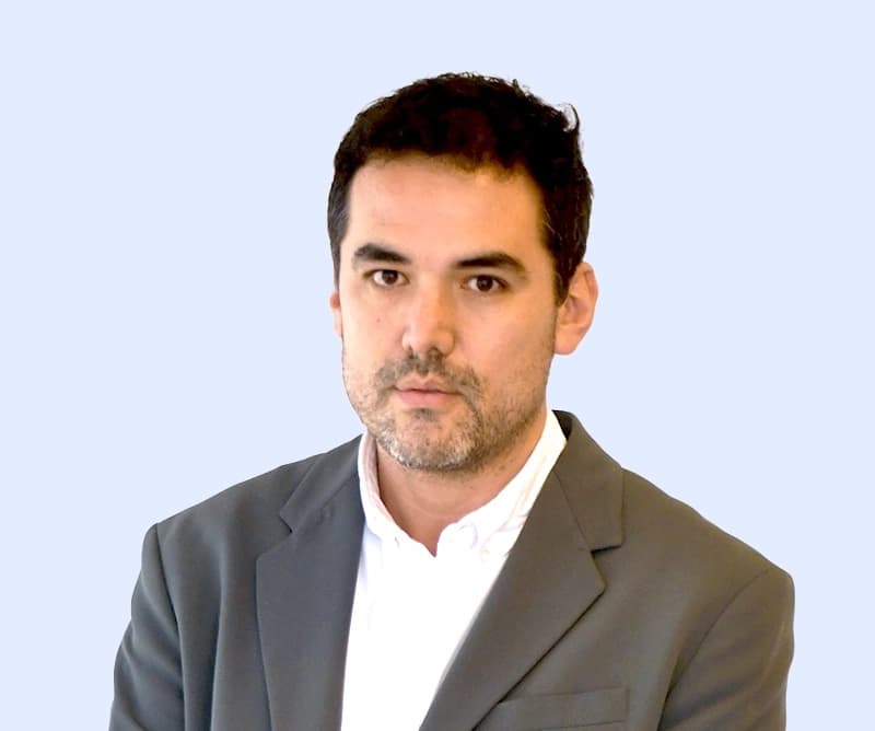 Israel González Marino: «En Chile, lentamente los animales dejan de ser ‘cosas’, pese a lo que aún dispone el Código Civil»