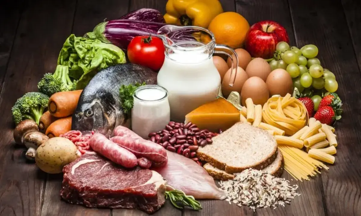 TCP valida inadmisibilidad de oferta en licitación de convenio marco de alimentos por incumplimiento de requisitos de las bases