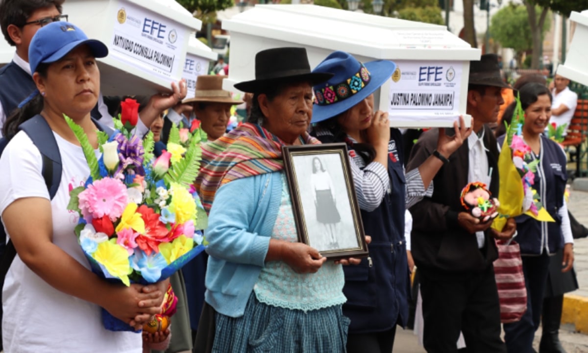 Justicia peruana condena a exgeneral a 15 años de prisión por masacre de 41 comuneros