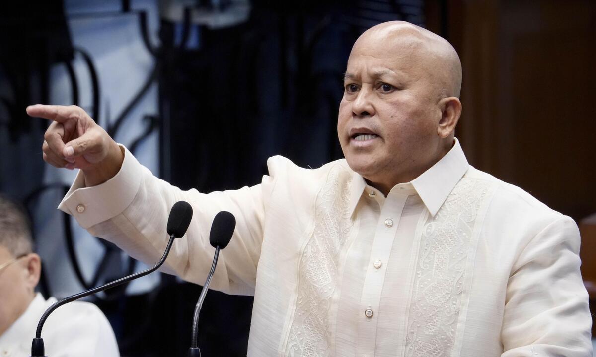 orden de detención de senador prófugo a petición de la Corte Penal Internacional