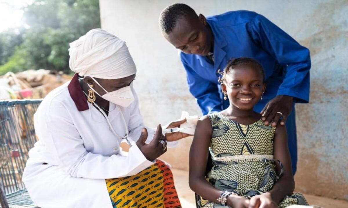 Agencia Africana de Medicamentos suscribe acuerdo de cooperación con la OMS