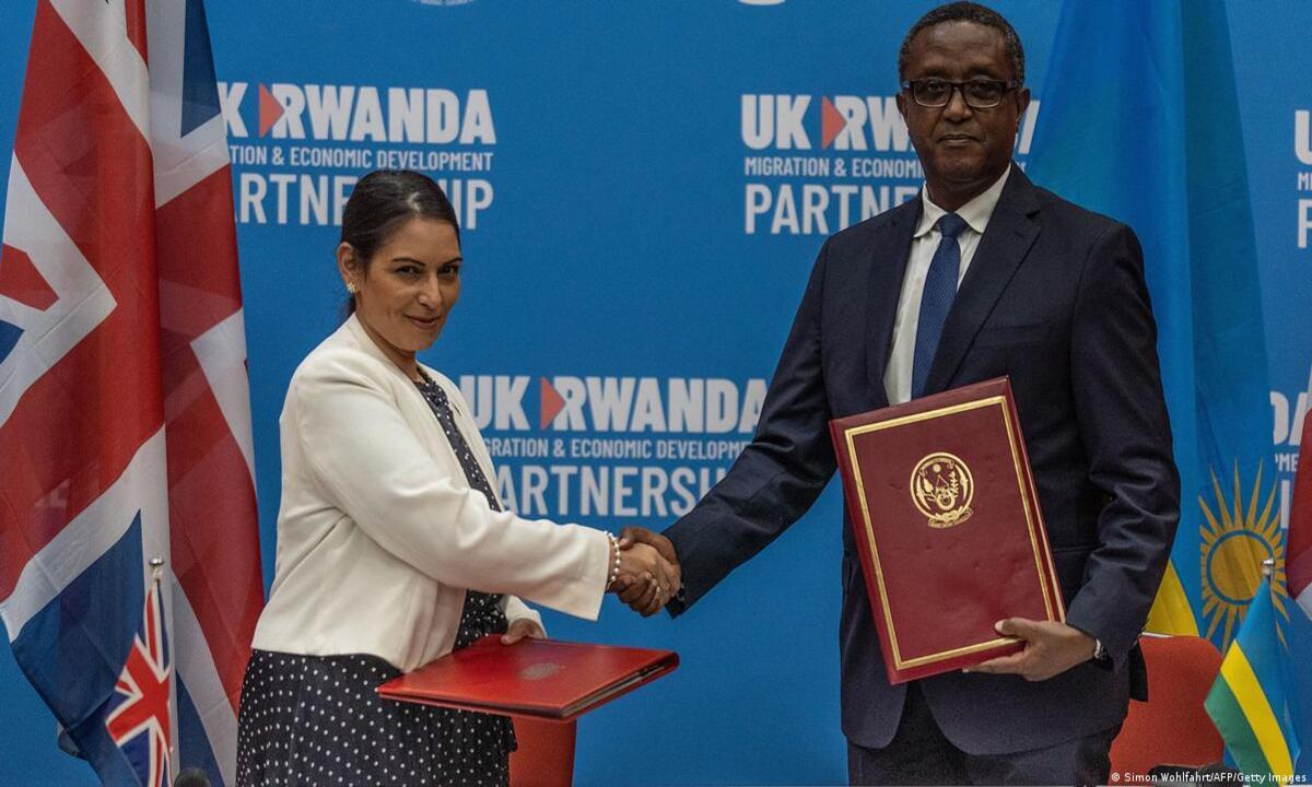 Reino Unido demanda de Ruanda asilo