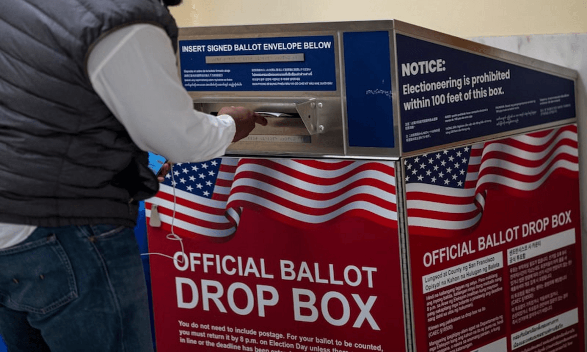 bloqueo decreto Trump que restringe voto por correo