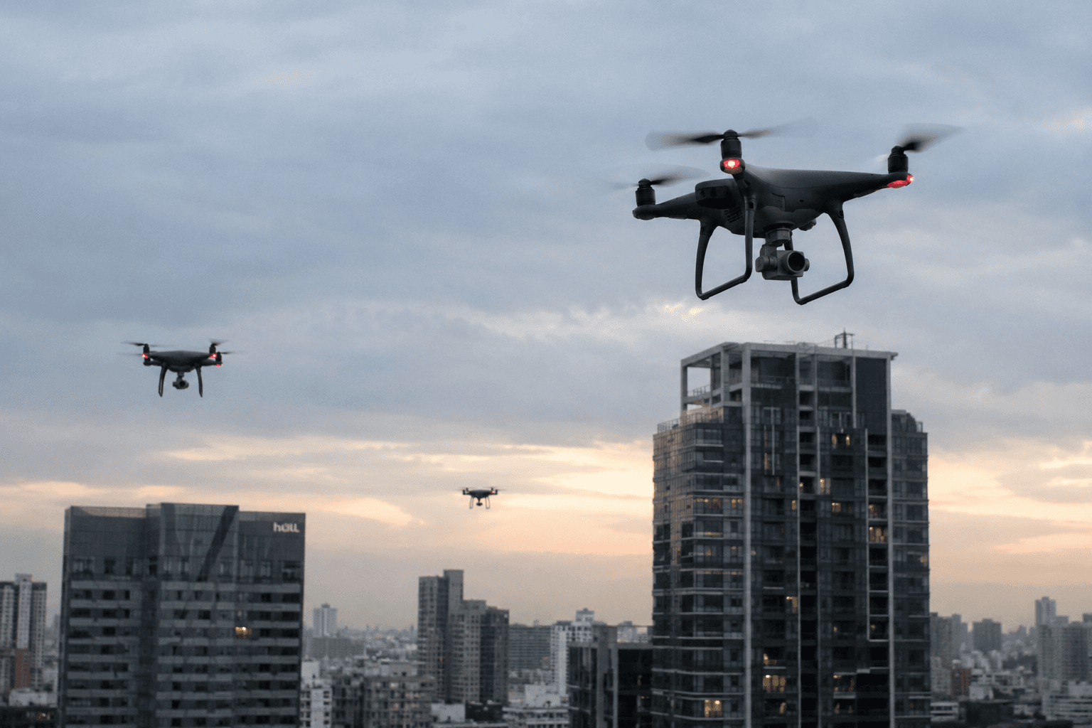 Uso de dron no justifica censura previa si no afecta la vida privada