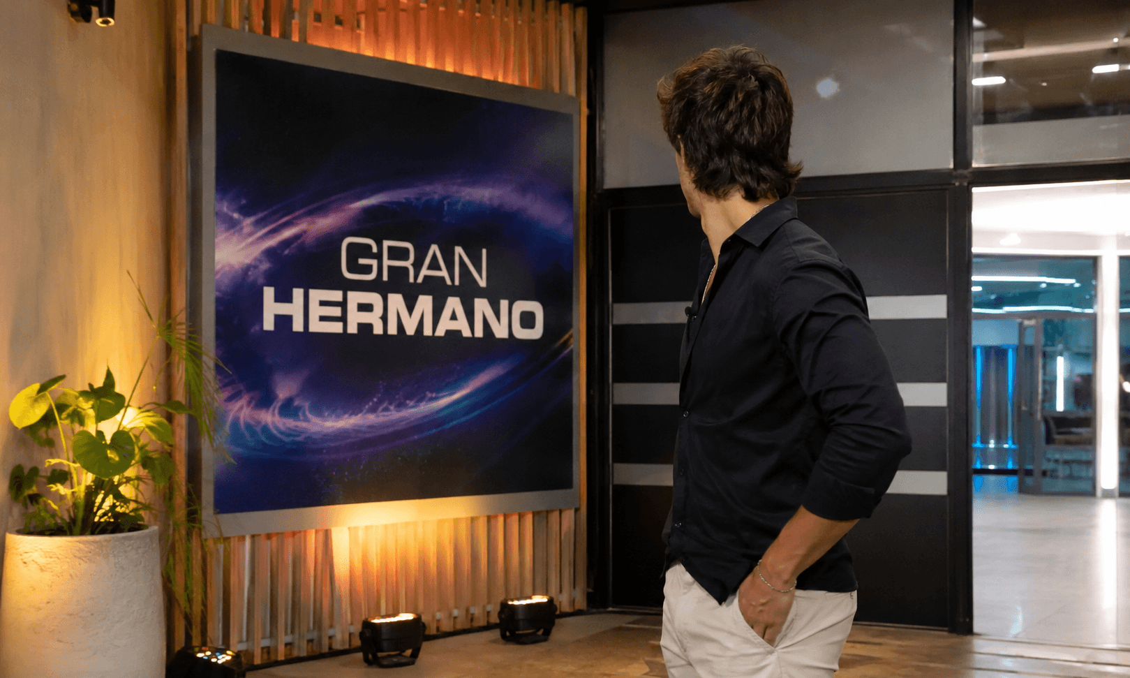 Condenan publicaciones que acusaron falsamente a exparticipante de Gran Hermano
