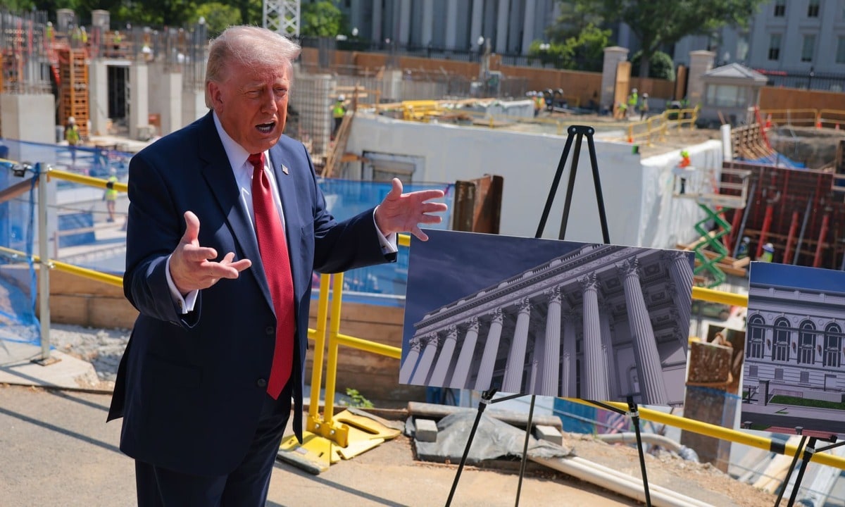 salón de baile trump demanda