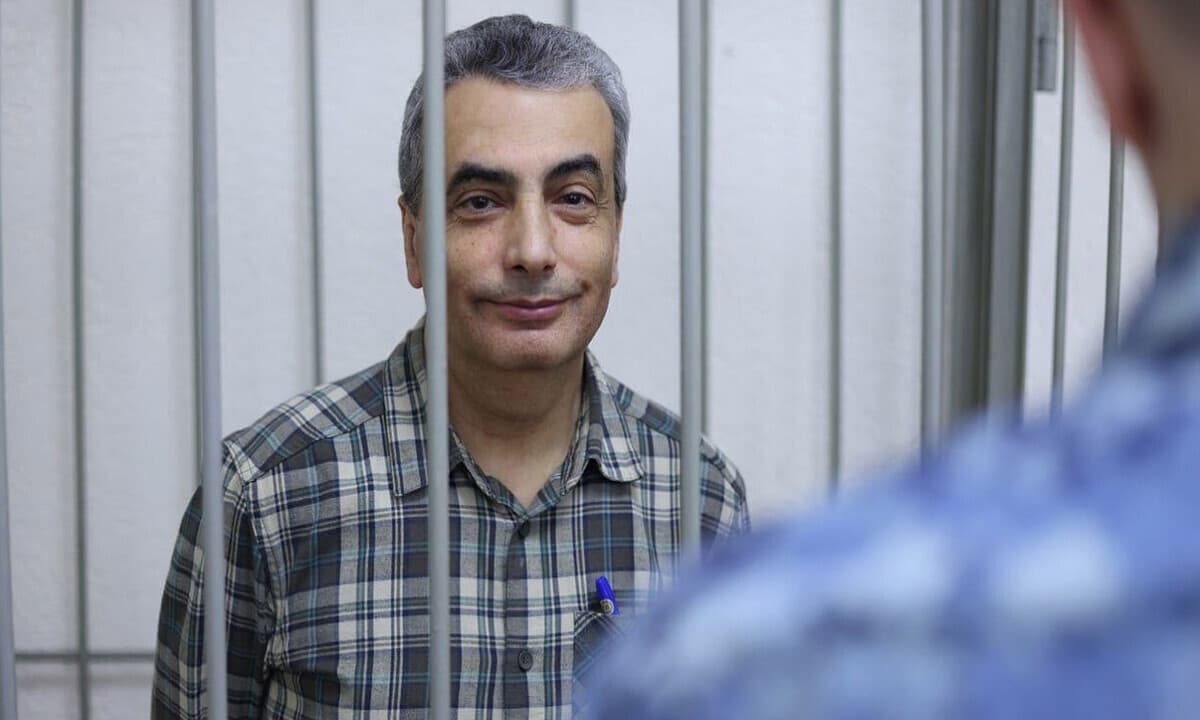 Justicia rusa condena a prisión a líder opositor por sus críticas a la guerra en Ucrania