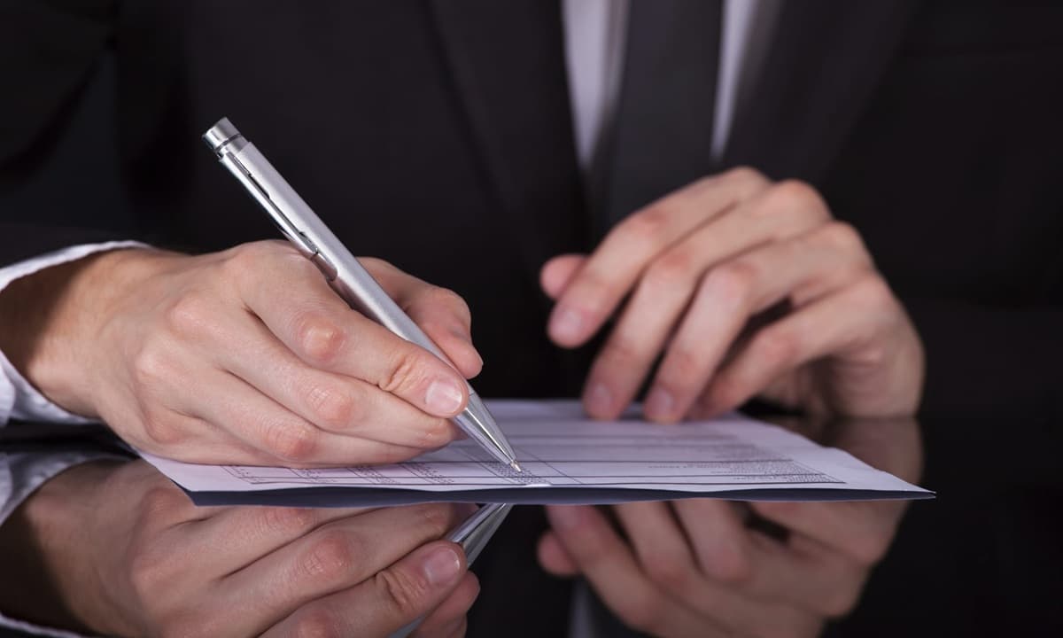 Los Contratos de Fianza, Transacción y la Cesión de Derechos
