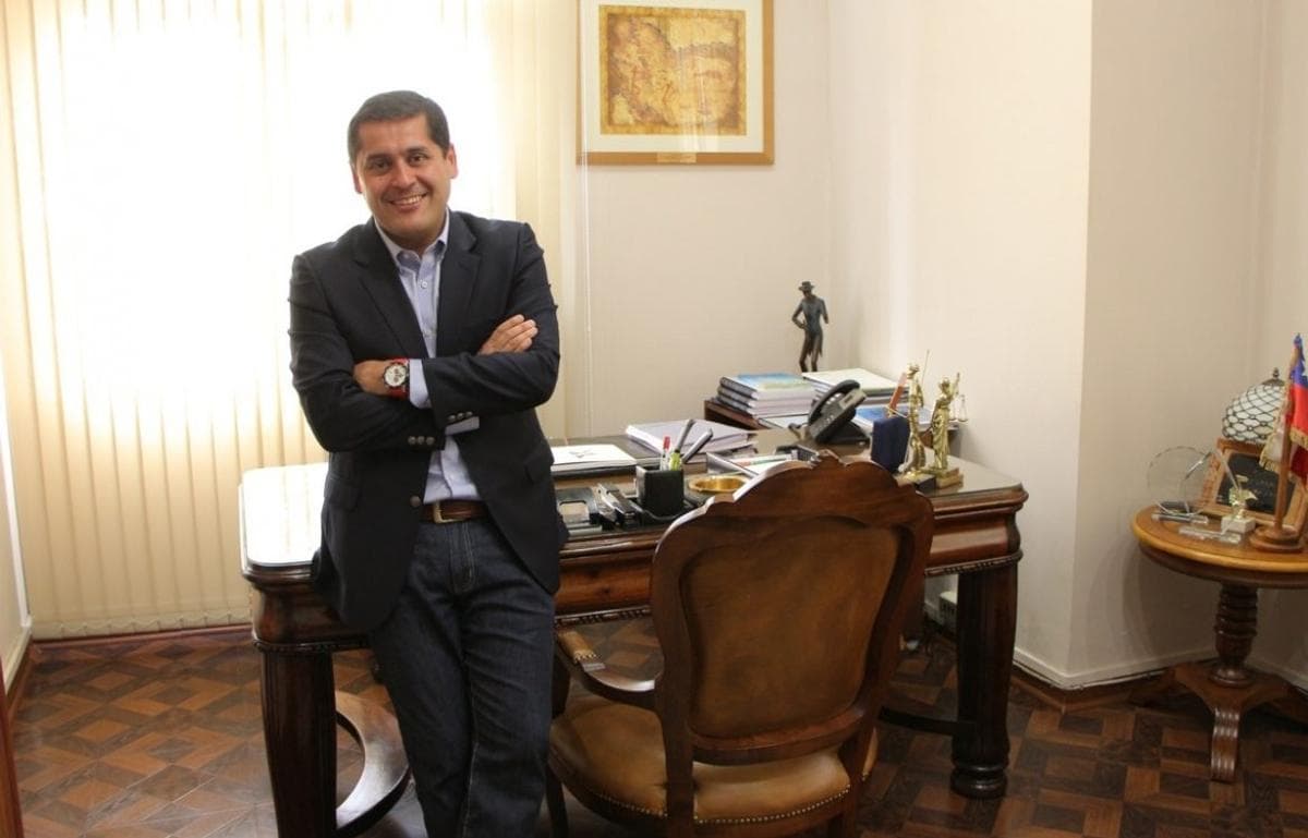 TC valida suspensión de alcalde tras sentencia de primera instancia por notable abandono de deberes